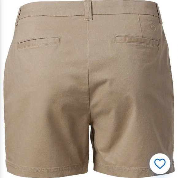 2 For $20 NWT Woman’s Magellan Outdoors Happy Camper 4”Khaki Hiking Shorts - Picture 2 of 9